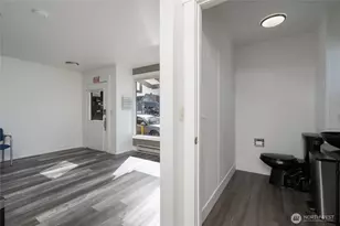 1917 Commercial Ave, Anacortes, WA 98221 - Photo 5