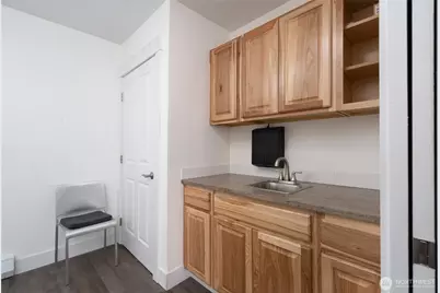 1917 Commercial Avenue, Anacortes, WA 98221 - Photo 11