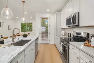 13 160th Pl SE, Bothell, WA 98012 - Photo 5