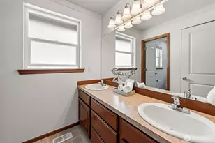 23809 22nd Ave W, Bothell, WA 98021 - Photo 21