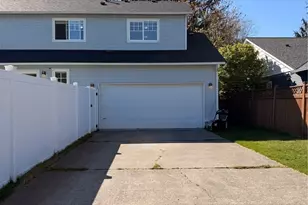 4803 Cypress Dr, Anacortes, WA 98221 - Photo 5