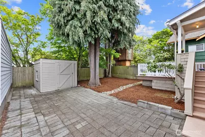 715 N 48th Street, Seattle, WA 98103 - Photo 21