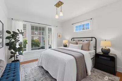 715 N 48th Street, Seattle, WA 98103 - Photo 9