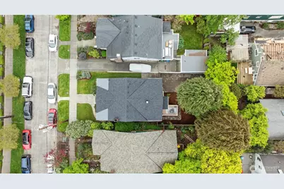 715 N 48th Street, Seattle, WA 98103 - Photo 33