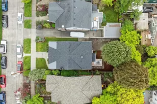 715 N 48th St, Seattle, WA 98103 - Photo 33