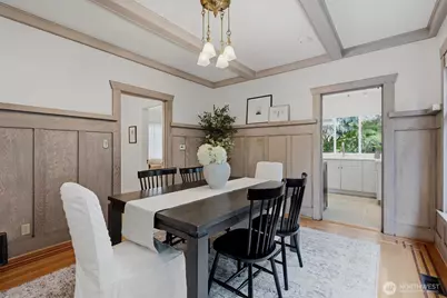 715 N 48th Street, Seattle, WA 98103 - Photo 7