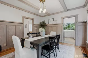 715 N 48th St, Seattle, WA 98103 - Photo 7