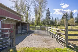 13872 Trumpeter Ln, Mount Vernon, WA 98273 - Photo 23