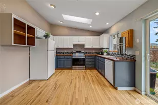 942 Walker Ave, Oak Harbor, WA 98277 - Photo 13