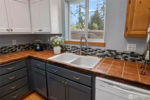 942 Walker Ave, Oak Harbor, WA 98277 - Photo 15