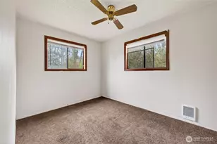 6515 East E Street, Tacoma, WA 98404 - Photo 9