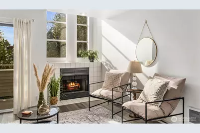 10237 SE 3rd Street #5, Bellevue, WA 98004 - Photo 9