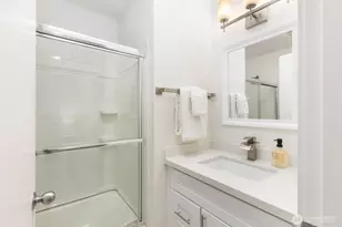 10237 SE 3rd St, Bellevue, WA 98004 - Photo 25