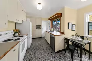1408 N 48th St, Seattle, WA 98103 - Photo 9