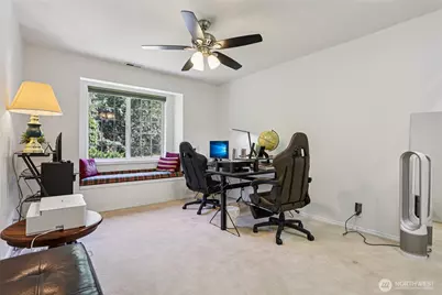 19301 SE 16th Street, Sammamish, WA 98075 - Photo 25