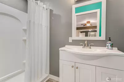 5539 Frances Avenue NE, Tacoma, WA 98422 - Photo 11
