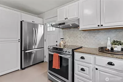 3844 30th Avenue W, Seattle, WA 98199 - Photo 15