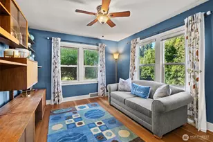 5208 Illahee Road NE, Bremerton, WA 98311 - Photo 17