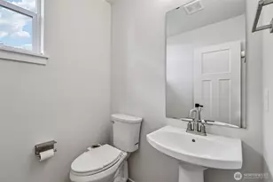 18351 134 Ave E, Puyallup, WA 98374 - Photo 13