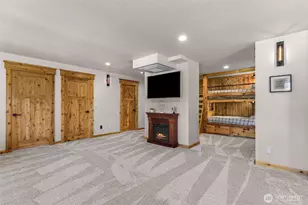 306 W Montana Ave, Roslyn, WA 98941 - Photo 21