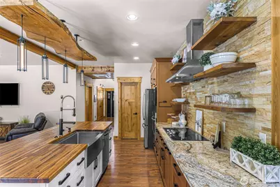 306 W Montana Avenue, Roslyn, WA 98941 - Photo 11