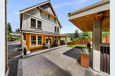 306 W Montana Avenue, Roslyn, WA 98941 - Photo 5