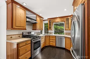 3040 273rd Ave NE, Redmond, WA 98053 - Photo 3