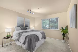 6527 200th St SW, Lynnwood, WA 98036 - Photo 13