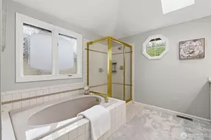 22226 NE 19th St, Sammamish, WA 98074 - Photo 27