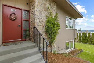 1401 SW 137th St, Burien, WA 98166 - Photo 7