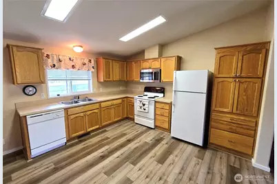 269 E Laurel, Bellingham, WA 98226 - Photo 3