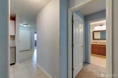 18501 SE Newport Way #K245, Issaquah, WA 98027 - Photo 17