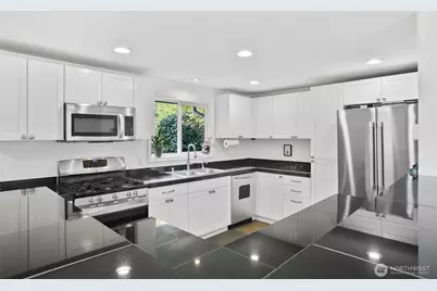 18445 SE 135th Street, Renton, WA 98059 - Photo 7
