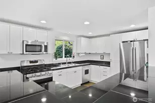 18445 SE 135th St, Renton, WA 98059 - Photo 7