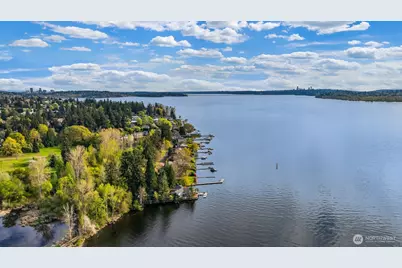 2095 Rose Point Lane, Kirkland, WA 98033 - Photo 25