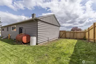 1324 E Fairbanks St, Tacoma, WA 98404 - Photo 15