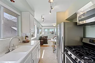 7125 & 7123 Beach Dr SW, Seattle, WA 98136 - Photo 29