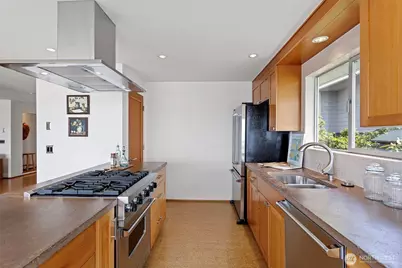 7125 & 7123 Beach Drive SW, Seattle, WA 98136 - Photo 13