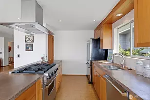 7125 & 7123 Beach Dr SW, Seattle, WA 98136 - Photo 13