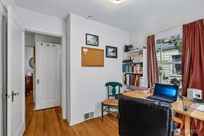 6830 27th Avenue NE, Seattle, WA 98115 - Photo 19