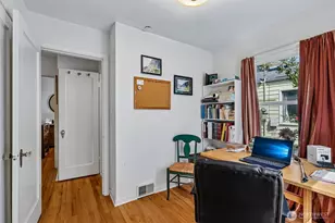 6830 27th Ave NE, Seattle, WA 98115 - Photo 19