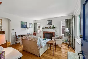 6830 27th Ave NE, Seattle, WA 98115 - Photo 9