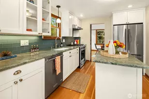 6856 17th Ave NE, Seattle, WA 98115 - Photo 9