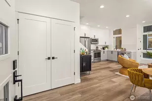 1755 E Howell St, Seattle, WA 98122 - Photo 3