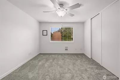 750 N 143rd Street #212, Seattle, WA 98133 - Photo 15