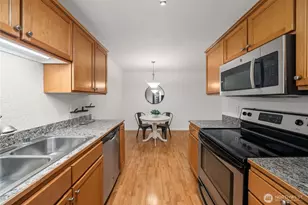 750 N 143rd St, Seattle, WA 98133 - Photo 5