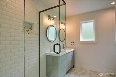 313 E Hazel Street #D, Mount Vernon, WA 98273 - Photo 17