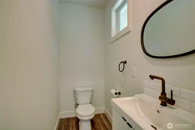 313 E Hazel Street #D, Mount Vernon, WA 98273 - Photo 13