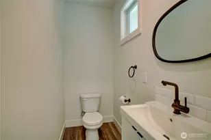 313 E Hazel St, Mount Vernon, WA 98273 - Photo 13