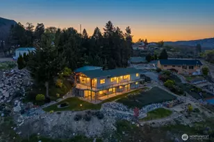 404 S Clifford St, Chelan, WA 98816 - Photo 1